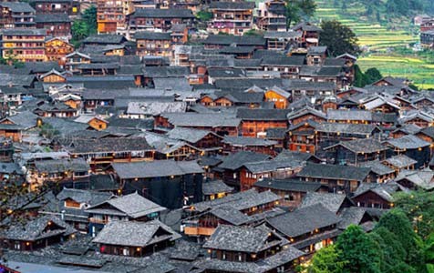 渝北6种常见的外墙仿石漆施工工艺！